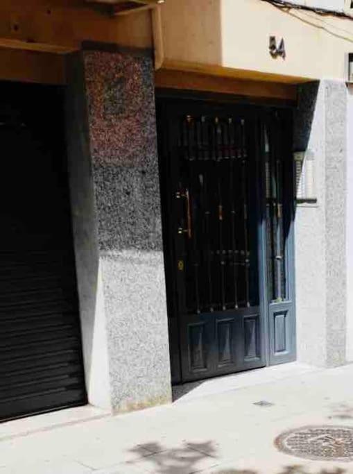 8 Min Walk To The Beach & 10 Min Walk To Convention Centre ! Barcellona Esterno foto